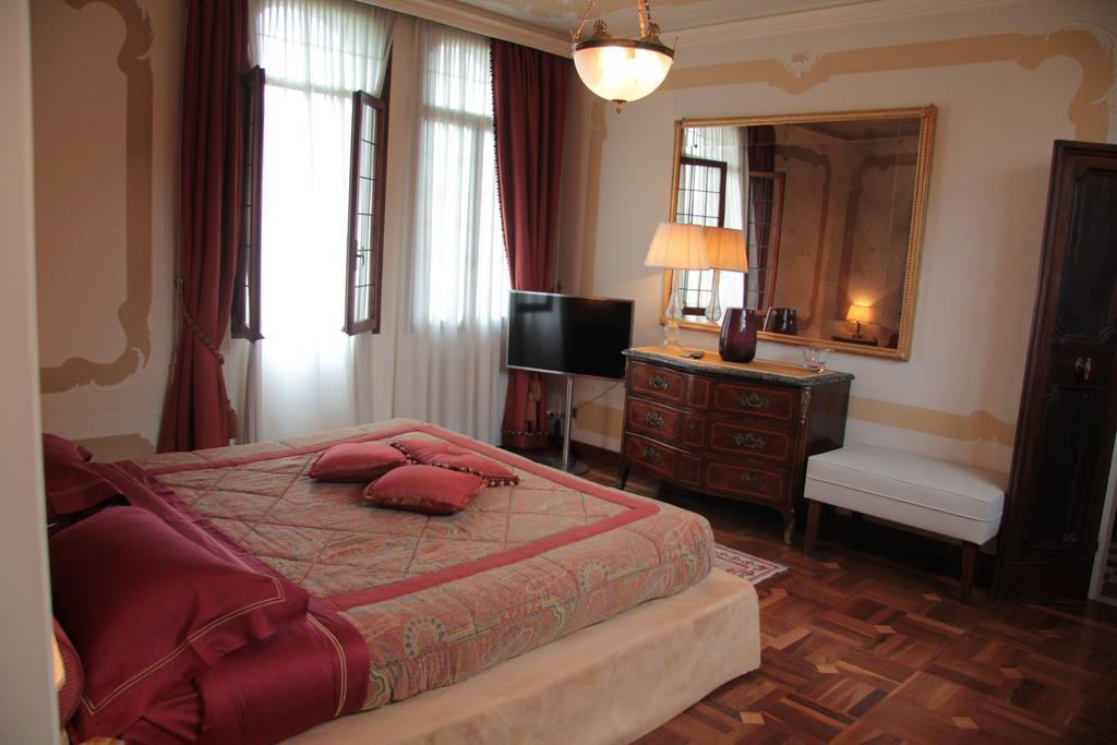 Domus Dotti V Guest House Тревизо Номер фото