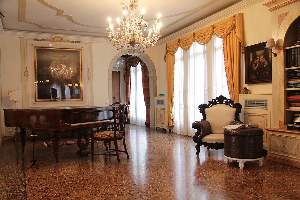 Domus Dotti V Guest House Тревизо Экстерьер фото