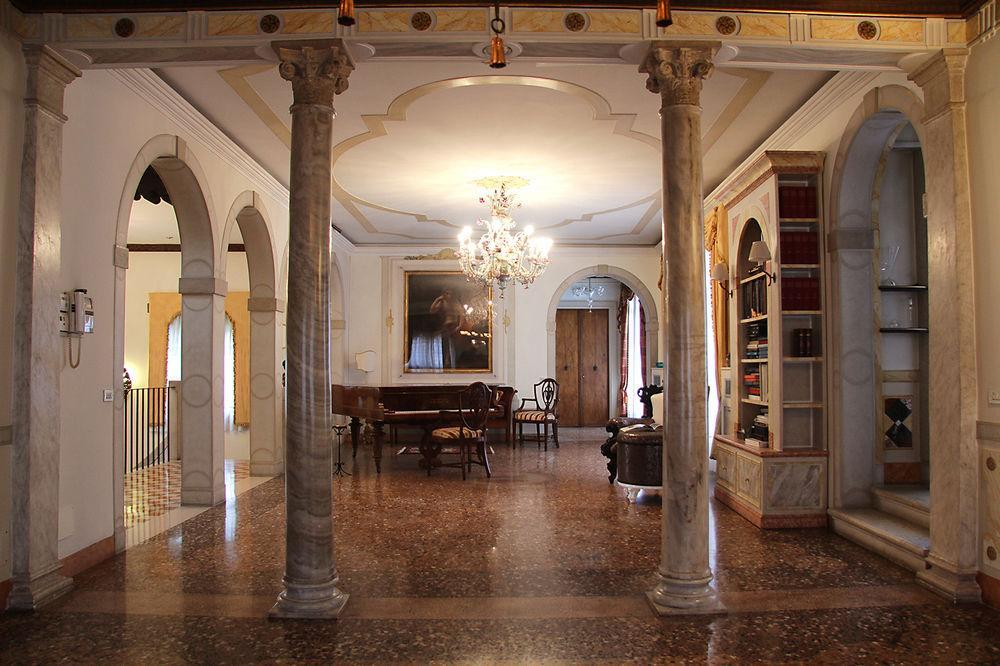 Domus Dotti V Guest House Тревизо Экстерьер фото
