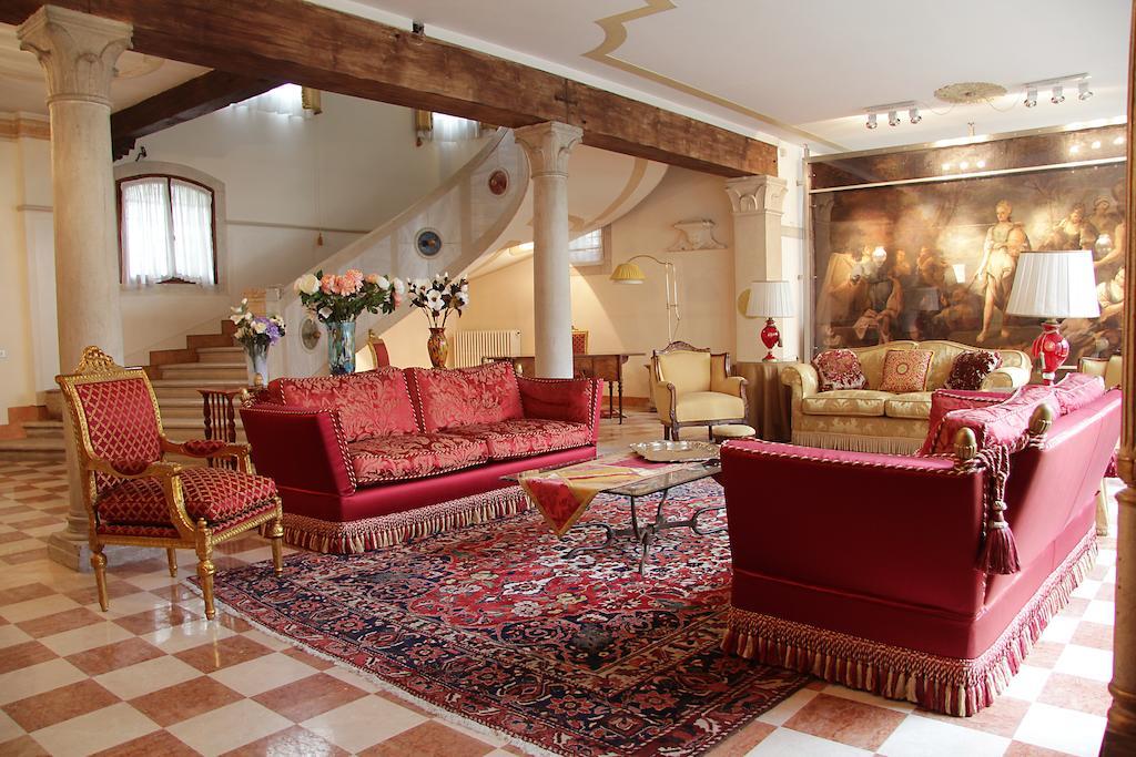 Domus Dotti V Guest House Тревизо Экстерьер фото