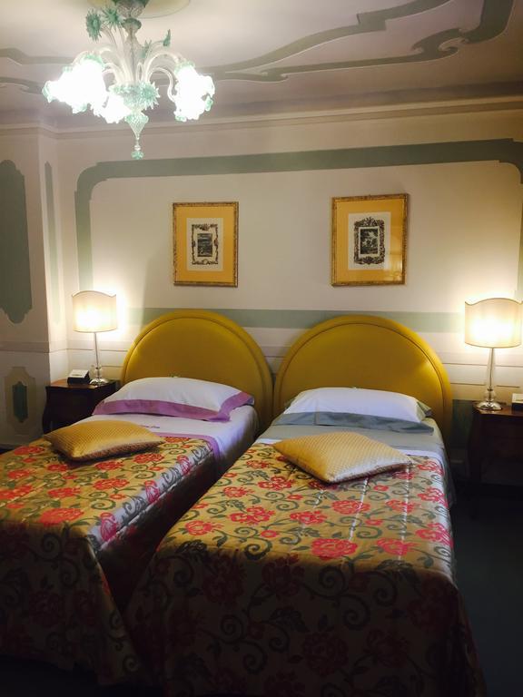 Domus Dotti V Guest House Тревизо Экстерьер фото