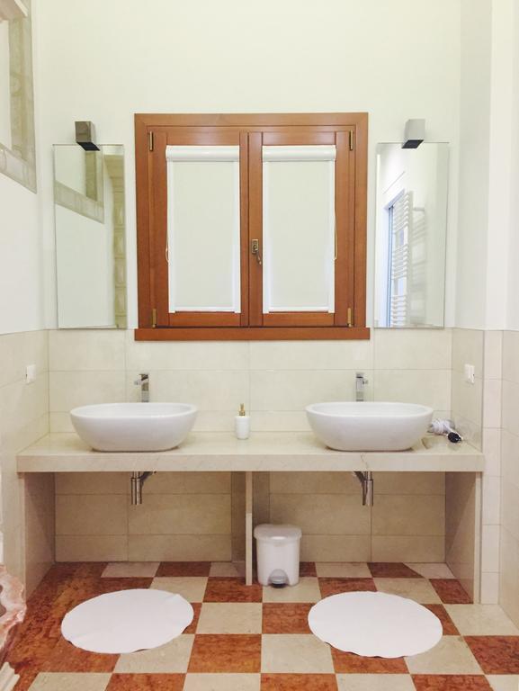 Domus Dotti V Guest House Тревизо Экстерьер фото