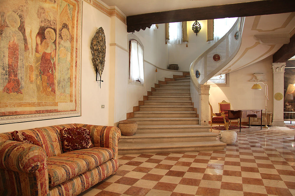 Domus Dotti V Guest House Тревизо Экстерьер фото