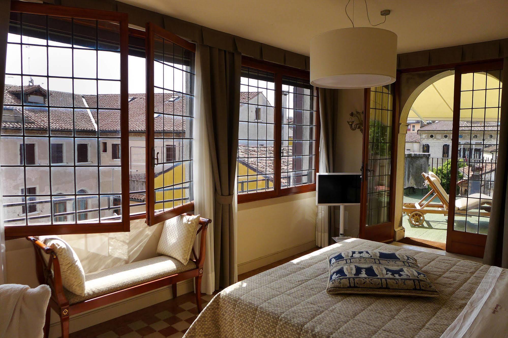 Domus Dotti V Guest House Тревизо Экстерьер фото