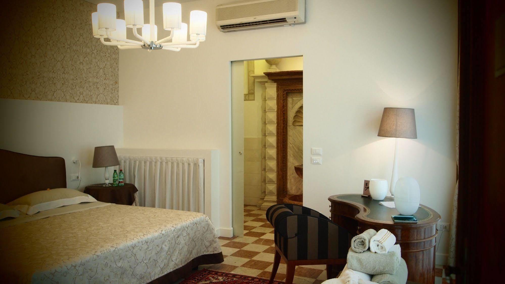 Domus Dotti V Guest House Тревизо Экстерьер фото